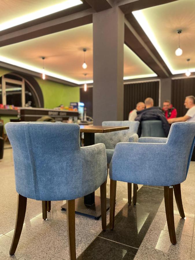 Luna Apartment Novi Pazar Eksteriør billede