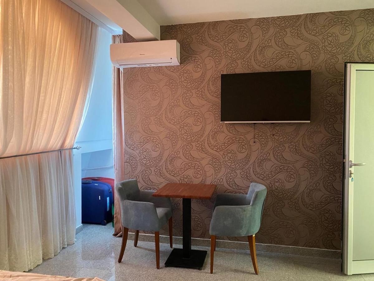 Luna Apartment Novi Pazar Eksteriør billede