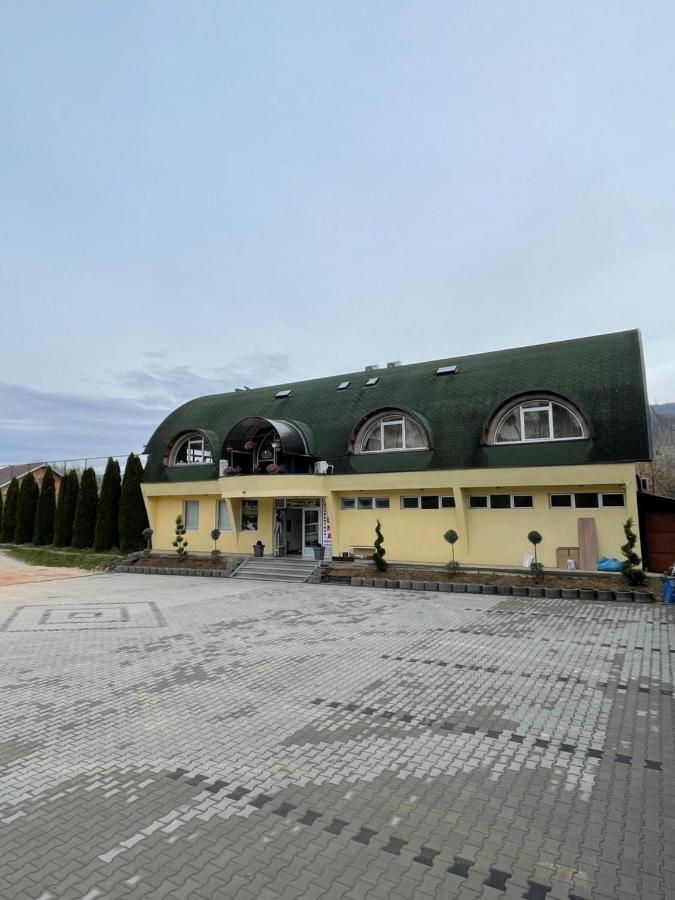 Luna Apartment Novi Pazar Eksteriør billede